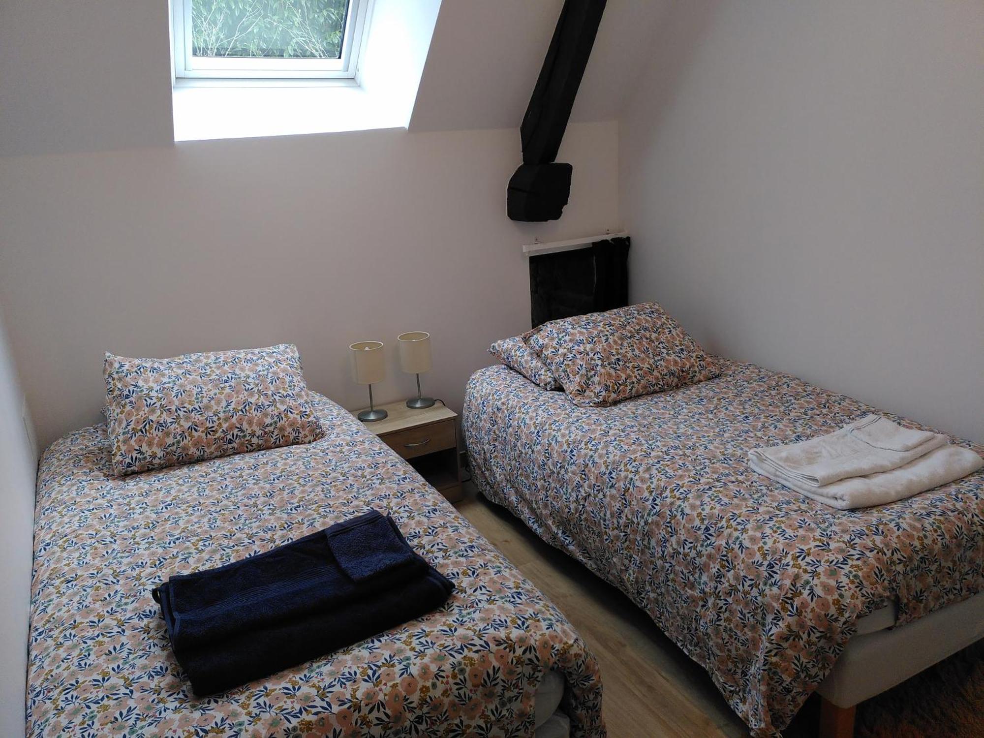 La Mancelliere De Montjoie Chambres D'Hotes Et Gites Saint-Michel-de-Montjoie Ngoại thất bức ảnh