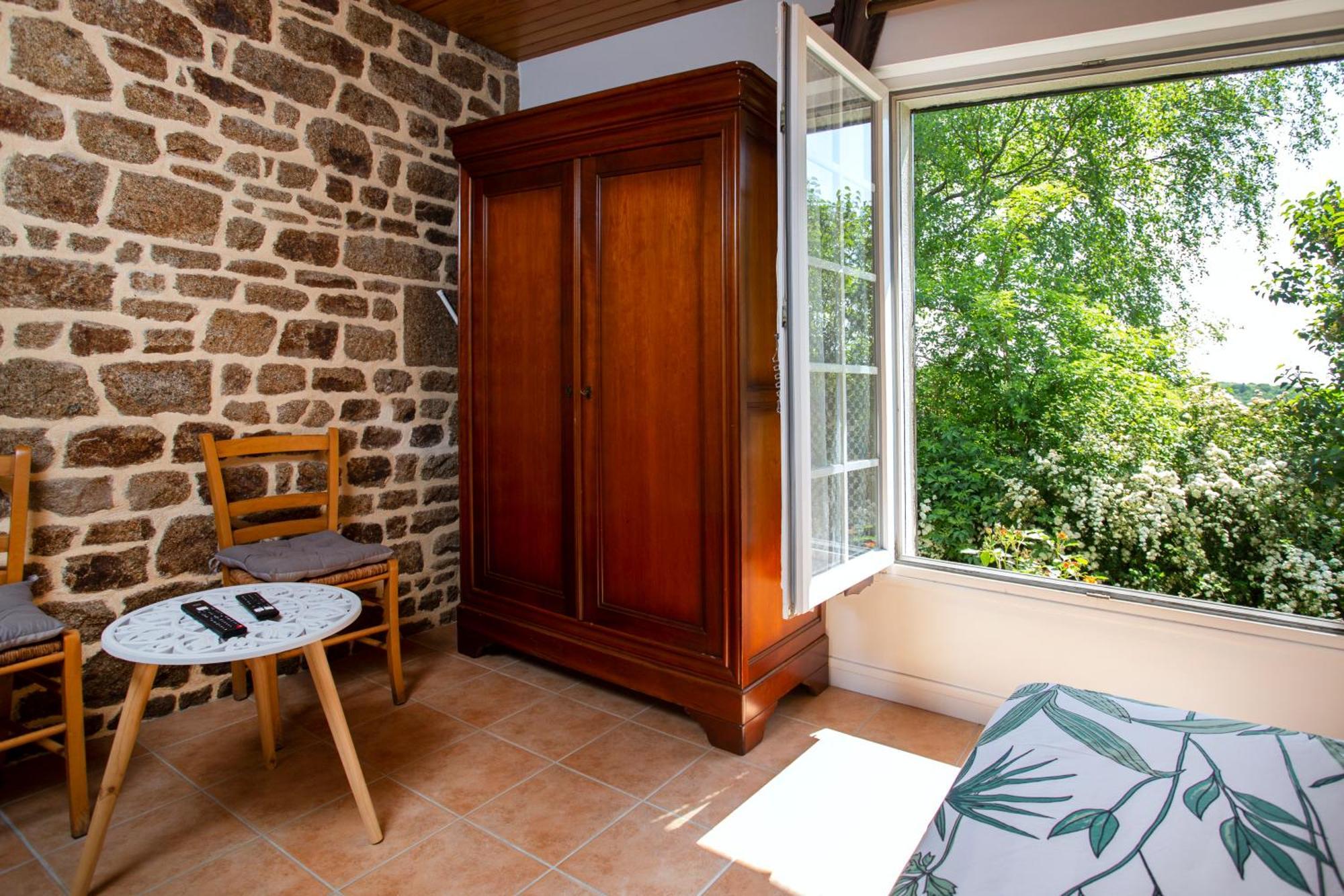 La Mancelliere De Montjoie Chambres D'Hotes Et Gites Saint-Michel-de-Montjoie Ngoại thất bức ảnh